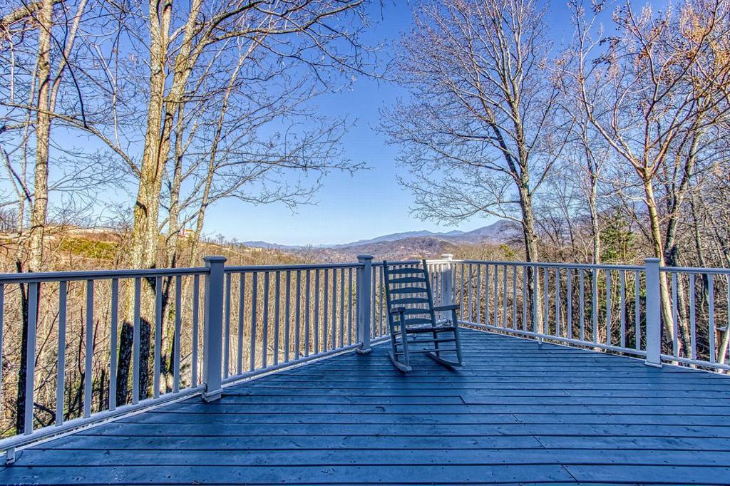 Ober Hideaway, Hot Tub, Wifi, 1089 Free Tickets Each Paid Day, Dollywood And More Gatlinburg Luaran gambar